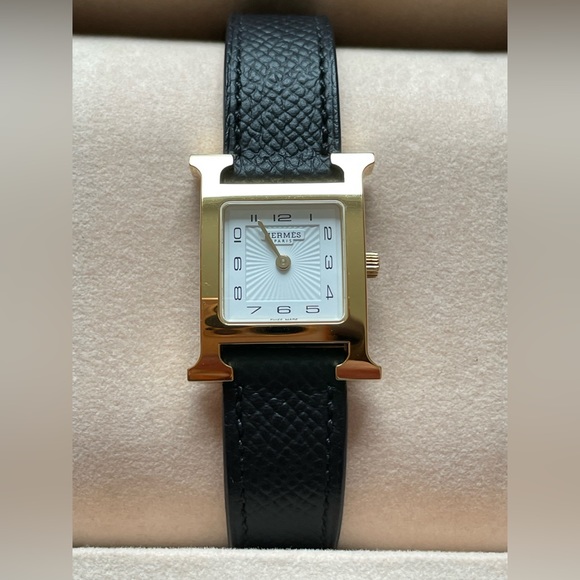 Heure H watch, Black Epsom Calfskin Mini model, 21 mm - Picture 3 of 11